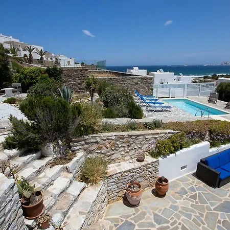 Blue, Stelida Naxos Vila