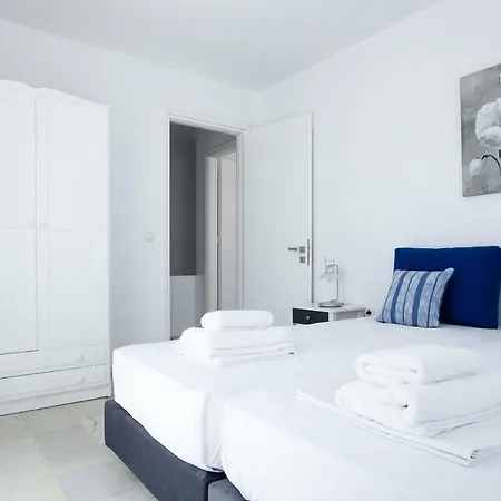 Blue, Stelida Naxos Vila *